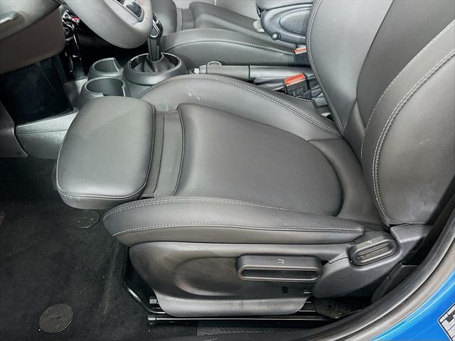 used 2023 MINI Hardtop car, priced at $24,000