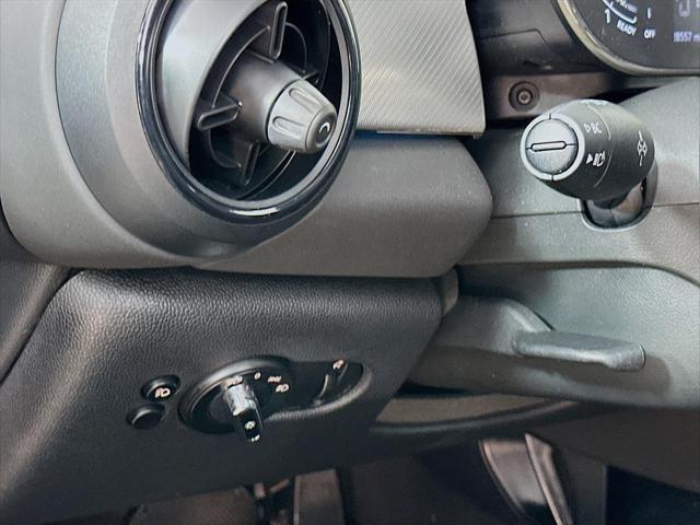 used 2023 MINI Hardtop car, priced at $24,000