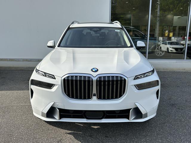 new 2025 BMW X7 car, priced at $87,595