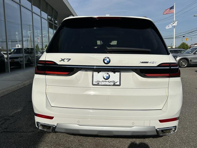 new 2025 BMW X7 car, priced at $87,595