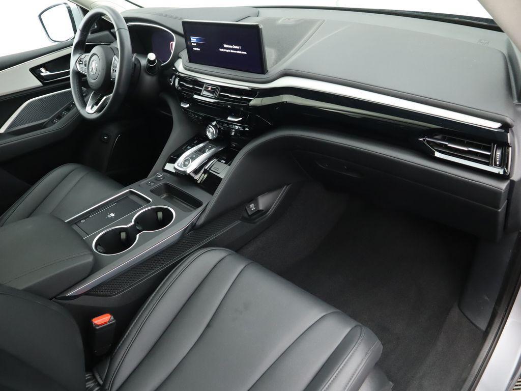 used 2025 Acura MDX car, priced at $43,999