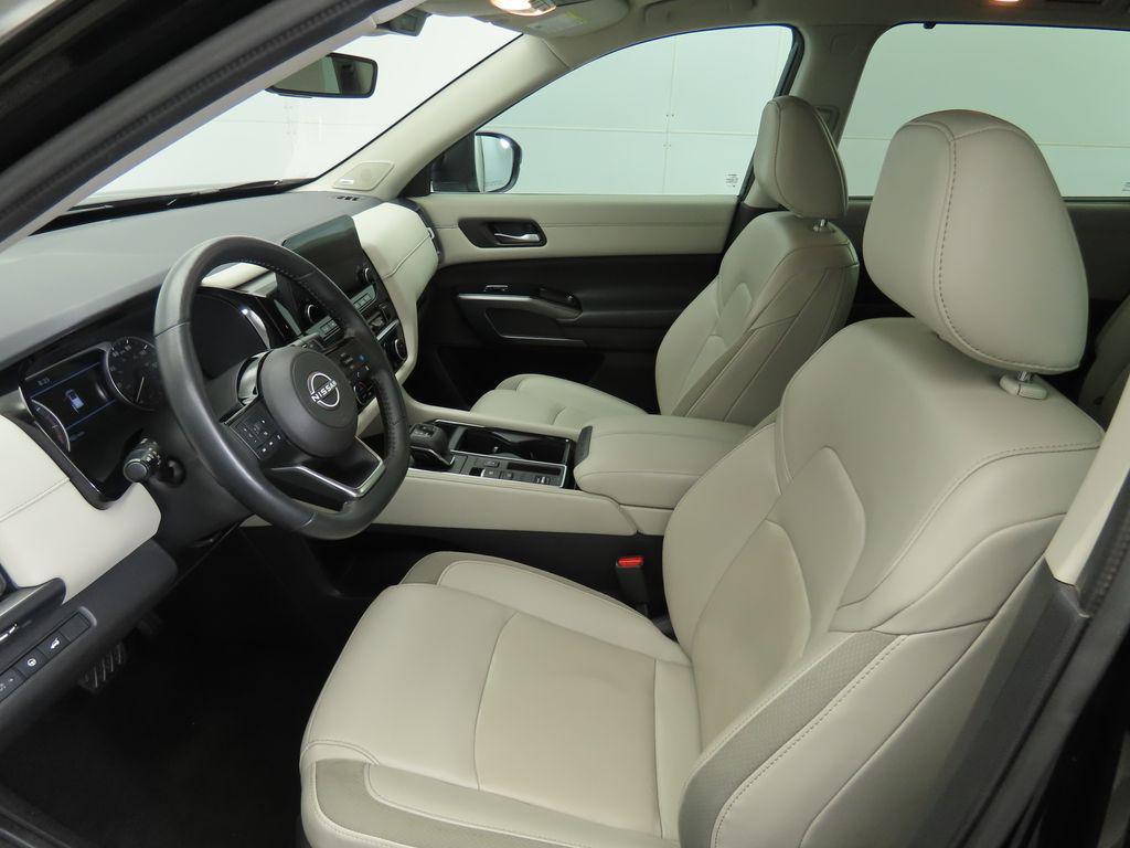 used 2023 Nissan Pathfinder car, priced at $29,999