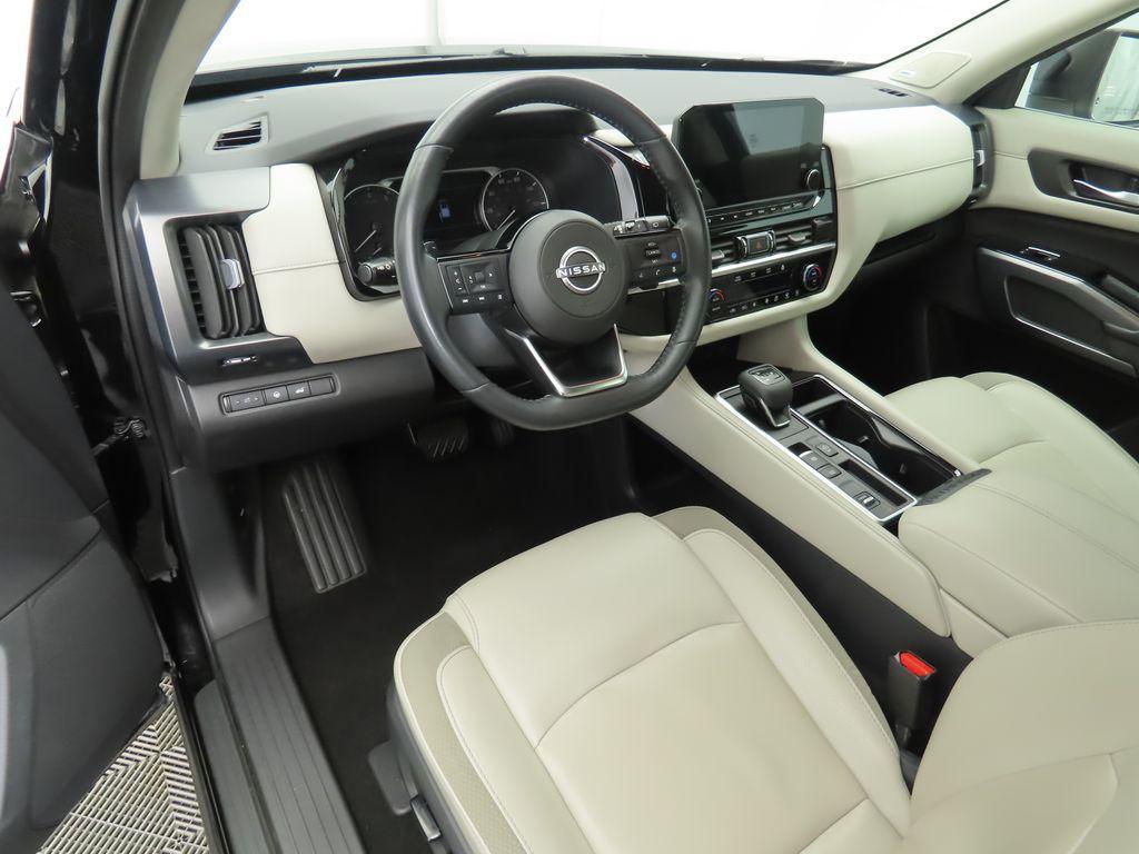 used 2023 Nissan Pathfinder car, priced at $29,999
