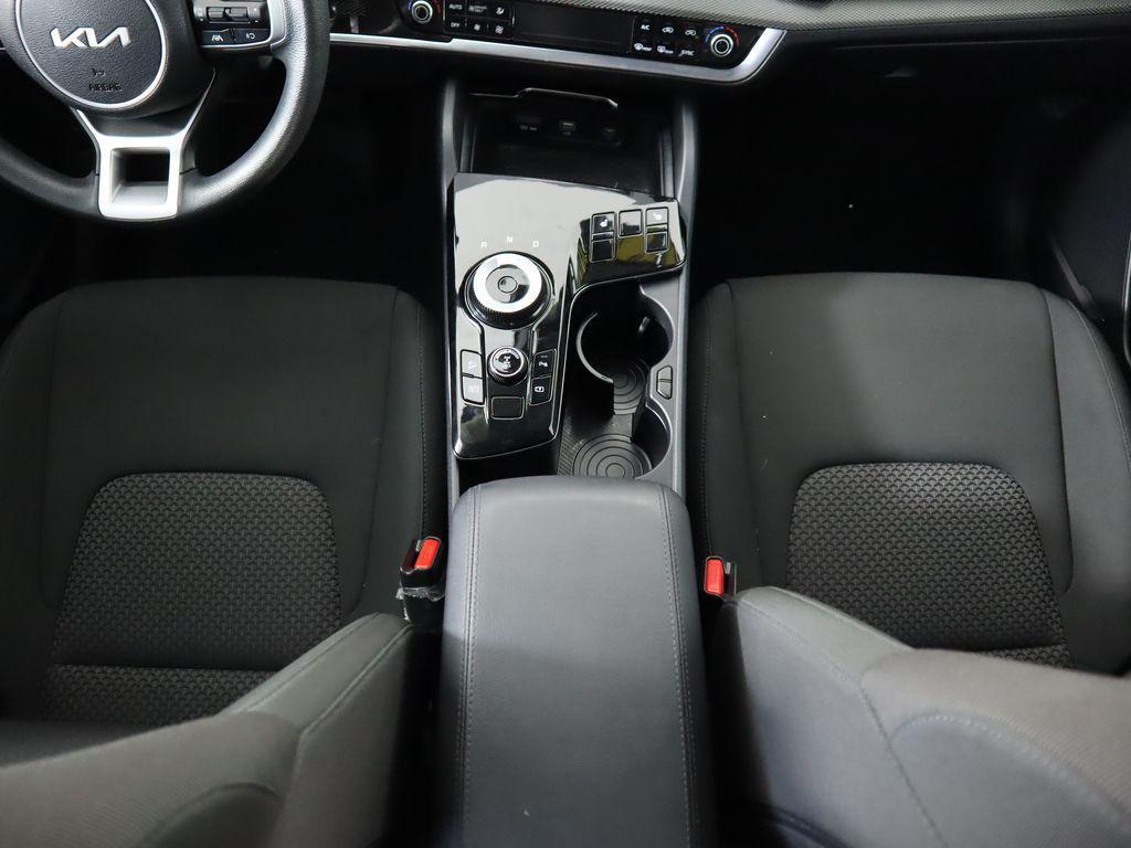 used 2024 Kia Sportage Hybrid car, priced at $25,999