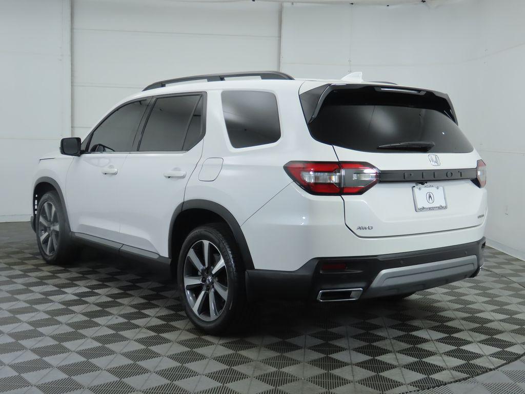 used 2023 Honda Pilot car, priced at $38,999