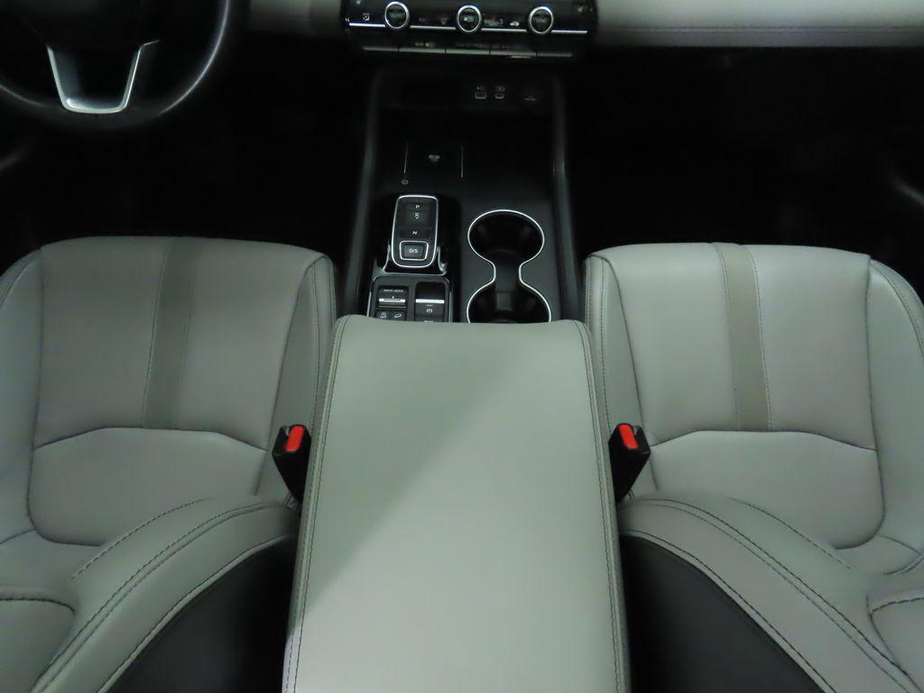 used 2023 Honda Pilot car, priced at $38,999