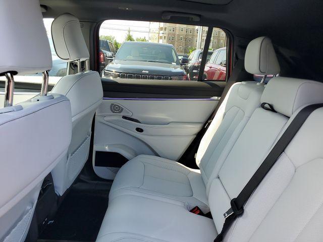 new 2025 Jeep Wagoneer S car, priced at $48,447