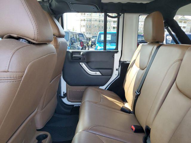 used 2015 Jeep Wrangler Unlimited car, priced at $21,899