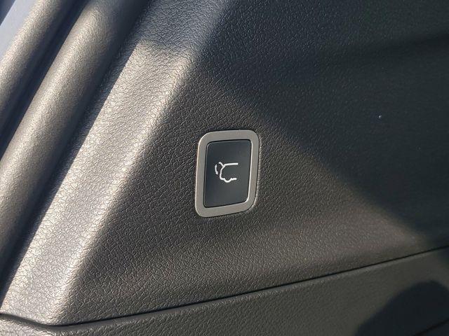 new 2026 Chrysler Pacifica car, priced at $41,297