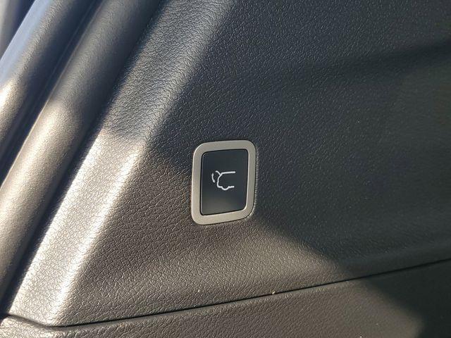 new 2026 Chrysler Pacifica car, priced at $45,183