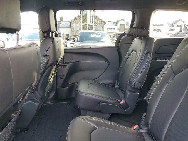 new 2026 Chrysler Pacifica car, priced at $45,183