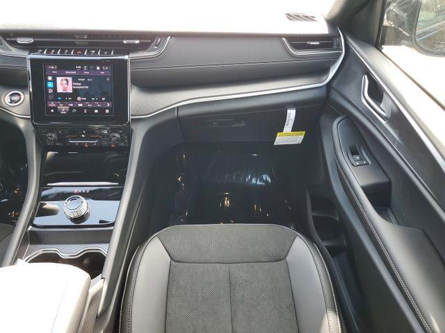 new 2025 Jeep Grand Cherokee L car, priced at $41,945
