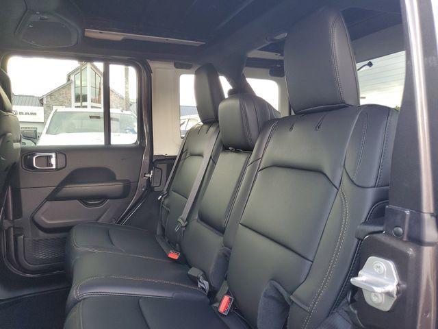 new 2025 Jeep Wrangler car, priced at $54,062