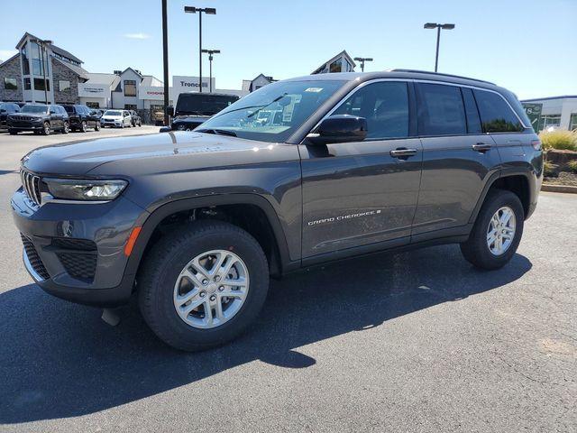 new 2024 Jeep Grand Cherokee car, priced at $33,632