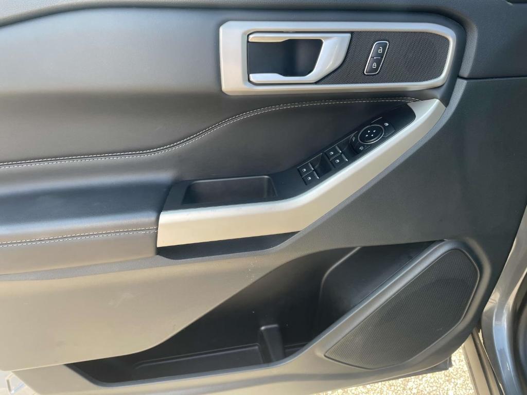 used 2024 Ford Explorer car, priced at $29,999