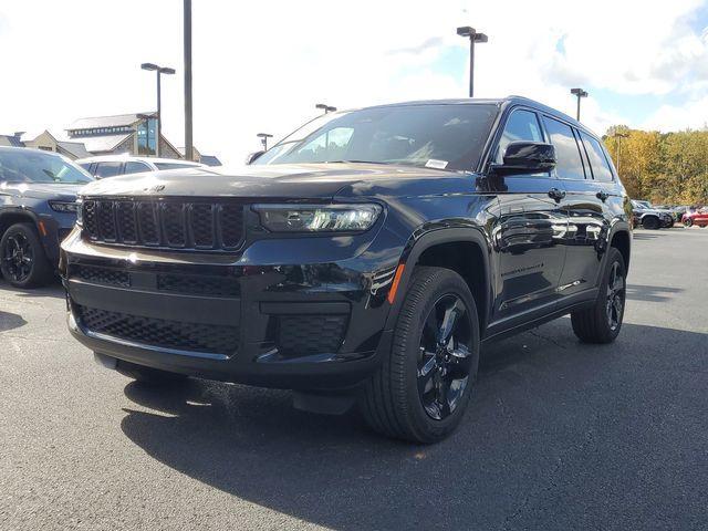 new 2024 Jeep Grand Cherokee L car, priced at $42,477