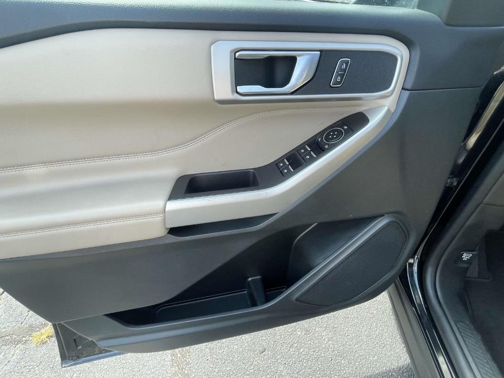 used 2024 Ford Explorer car, priced at $28,999