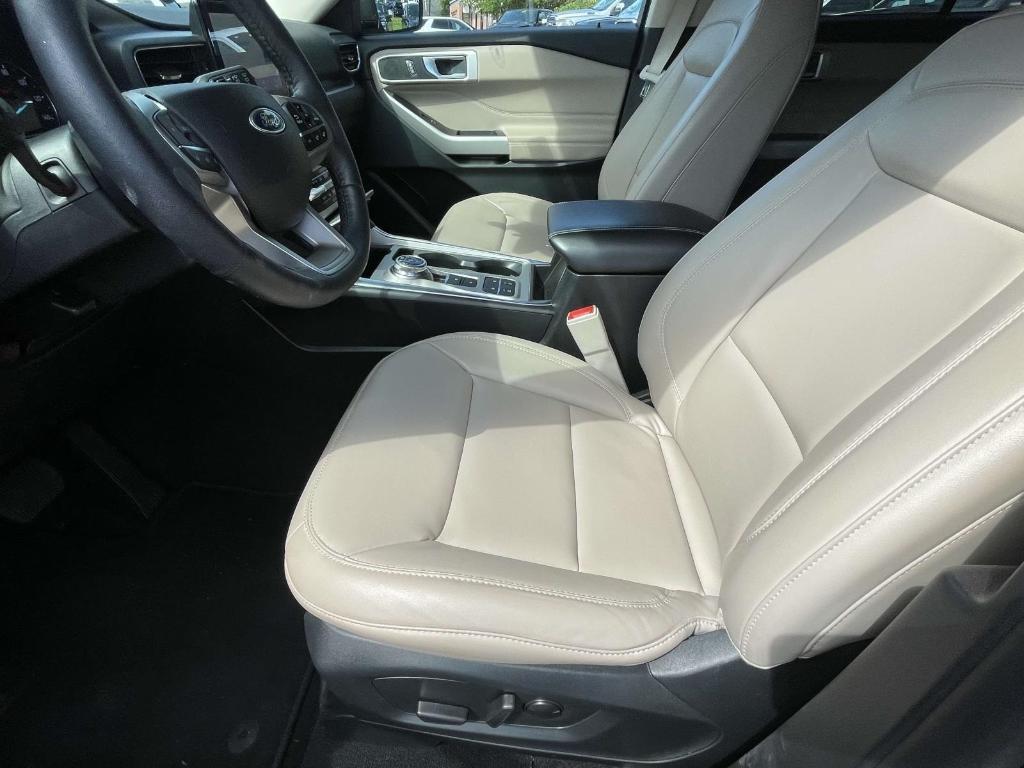 used 2024 Ford Explorer car, priced at $28,999
