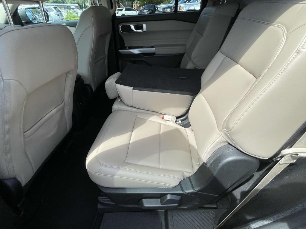 used 2024 Ford Explorer car, priced at $28,999