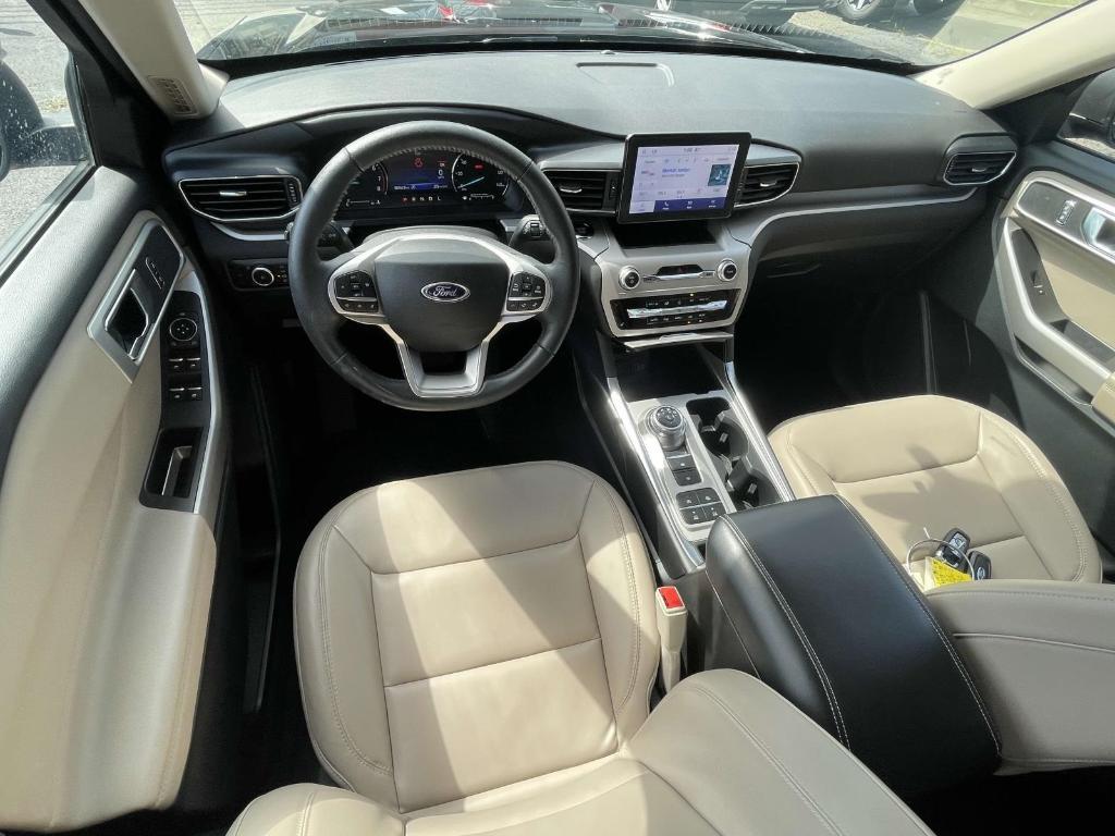 used 2024 Ford Explorer car, priced at $28,999