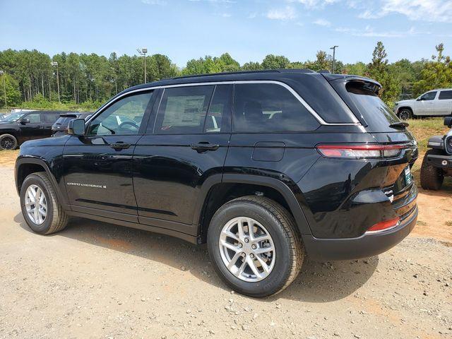 new 2024 Jeep Grand Cherokee car, priced at $35,204