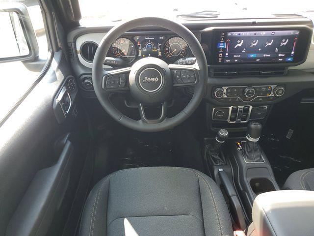 new 2025 Jeep Wrangler car, priced at $39,262