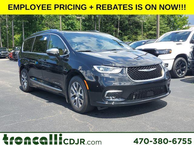 new 2025 Chrysler Pacifica Hybrid car, priced at $47,088