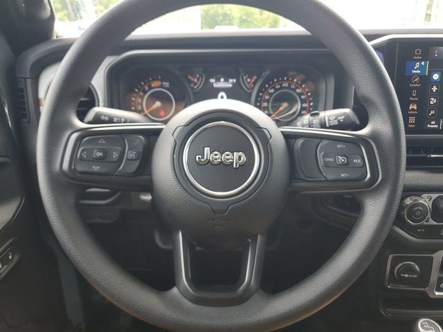 new 2025 Jeep Wrangler car, priced at $36,889