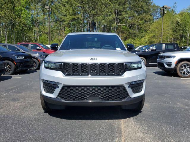 new 2024 Jeep Grand Cherokee car, priced at $48,841