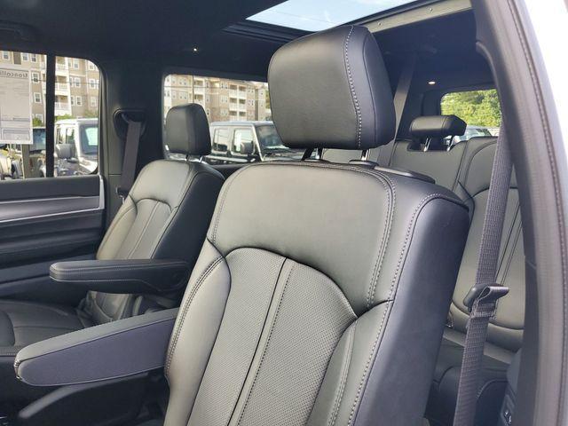 new 2025 Jeep Wagoneer L car, priced at $70,022