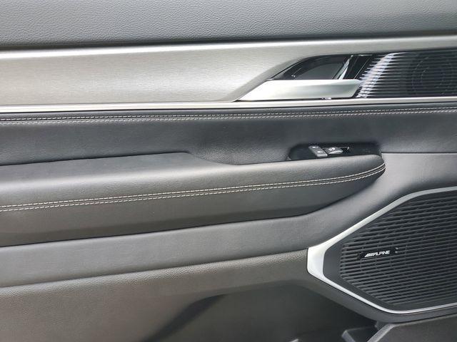 new 2025 Jeep Wagoneer L car, priced at $70,022