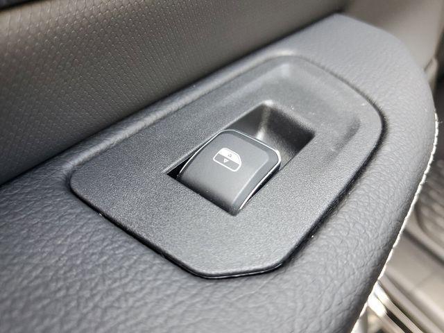 new 2025 Ram 1500 car, priced at $61,192