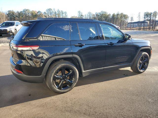 used 2024 Jeep Grand Cherokee car, priced at $39,498