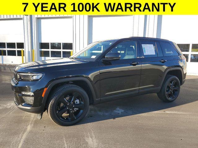 used 2024 Jeep Grand Cherokee car, priced at $39,498