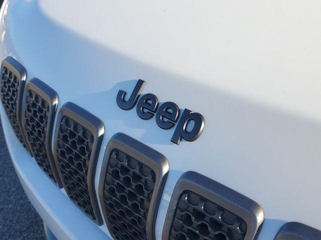 used 2021 Jeep Cherokee car, priced at $20,488