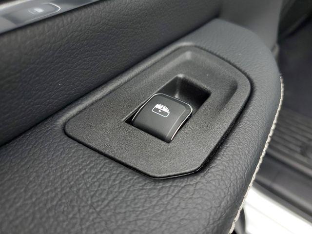 new 2025 Ram 1500 car, priced at $60,422