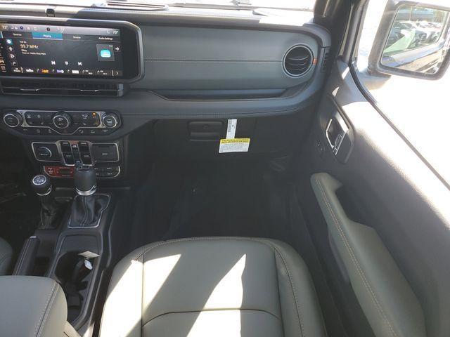 new 2025 Jeep Gladiator car, priced at $53,022