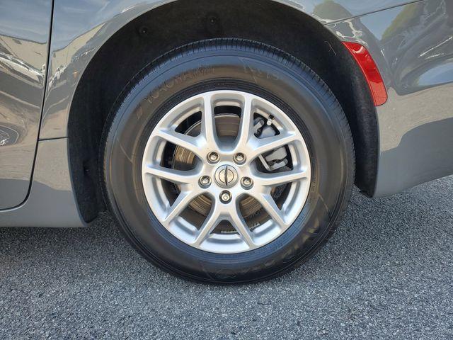 used 2025 Chrysler Pacifica car, priced at $36,800