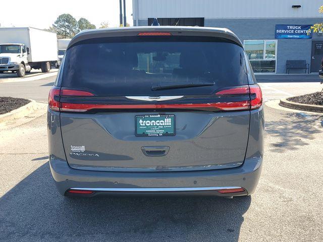 used 2025 Chrysler Pacifica car, priced at $36,800