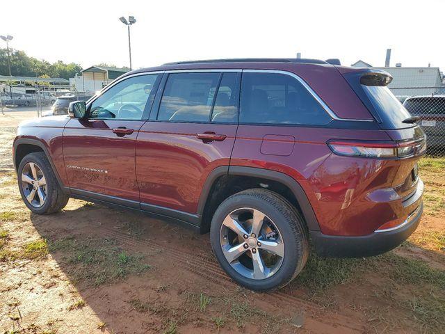 new 2025 Jeep Grand Cherokee car, priced at $45,101