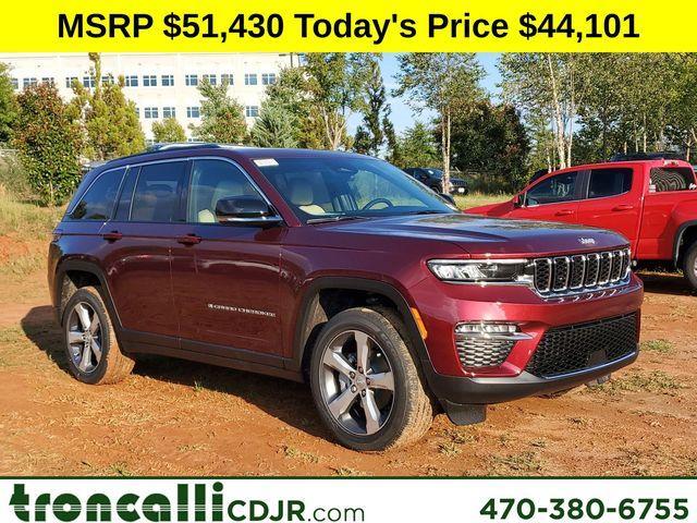 new 2025 Jeep Grand Cherokee car, priced at $44,101