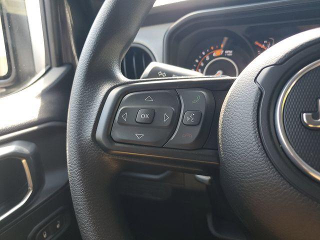new 2025 Jeep Wrangler car, priced at $37,985