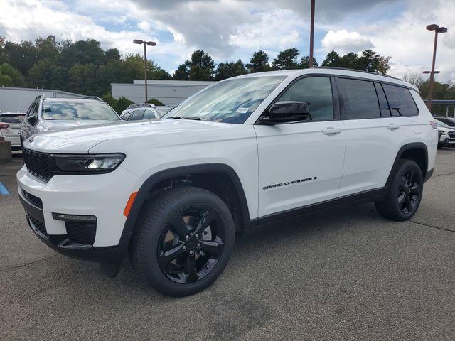 new 2025 Jeep Grand Cherokee L car, priced at $42,383