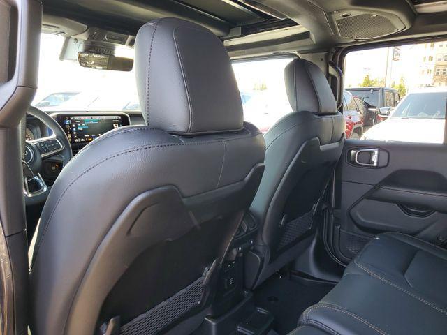 new 2025 Jeep Wrangler car, priced at $51,230