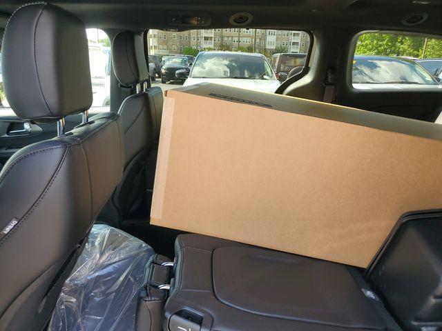 new 2025 Chrysler Pacifica car, priced at $41,321