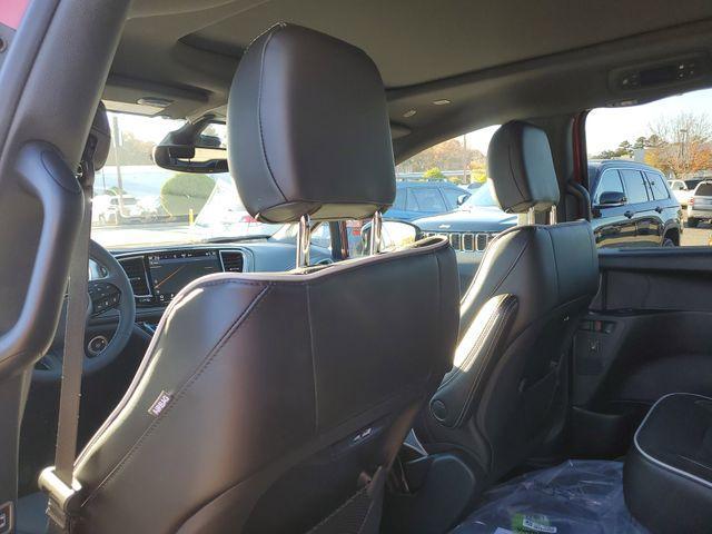 new 2026 Chrysler Pacifica car, priced at $47,656
