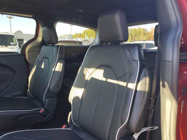 new 2026 Chrysler Pacifica car, priced at $47,656