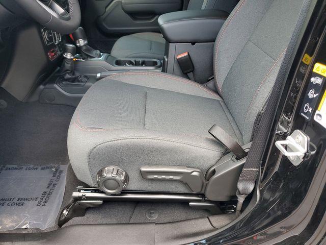 new 2025 Jeep Wrangler car, priced at $53,272