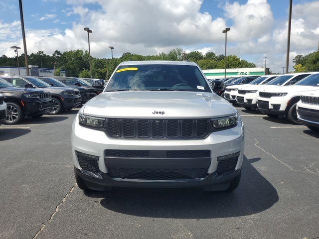 new 2025 Jeep Grand Cherokee L car, priced at $43,677