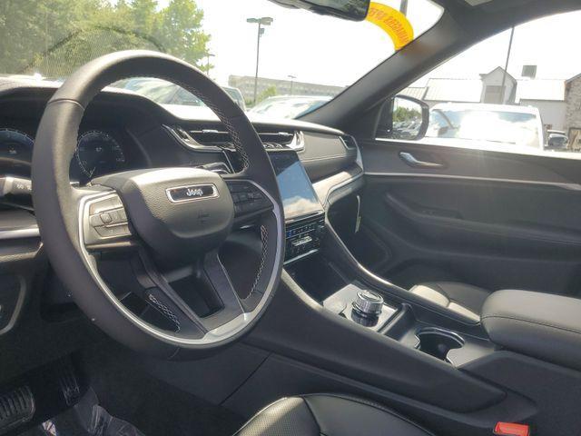new 2025 Jeep Grand Cherokee L car, priced at $43,677